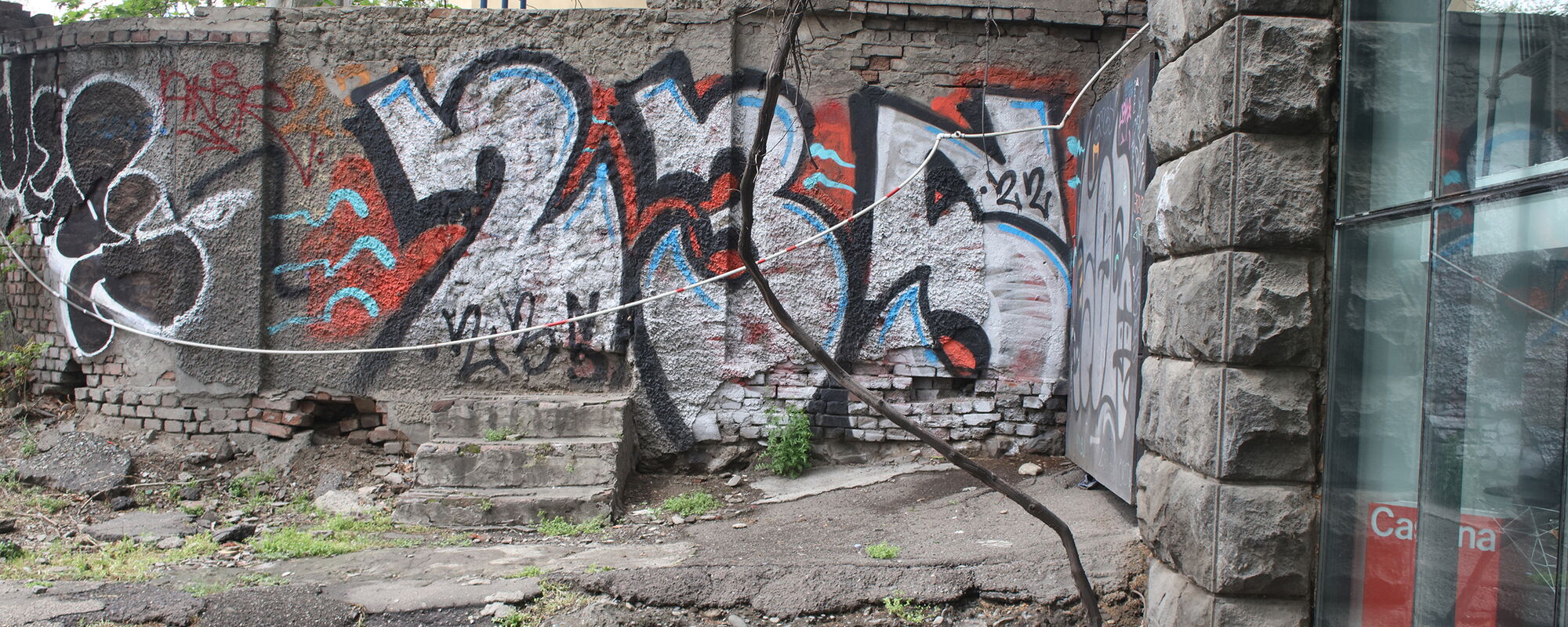 235 Graffiti in Tbilisi