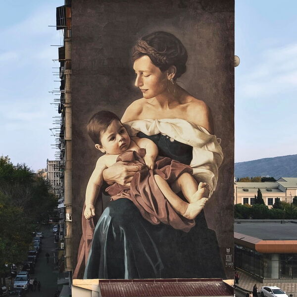 2025-11_04-tbilisi-avlabari-mother-and-child-beskamazo-afzan-pirzade-tmf-1.jpg